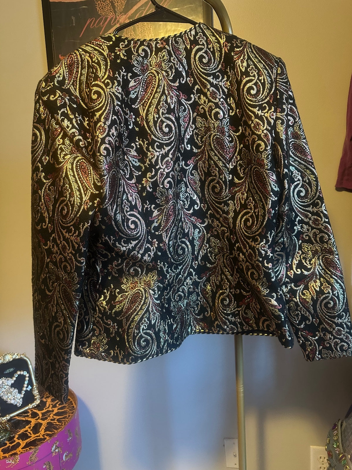 Patra Paisley Brocade Blazer