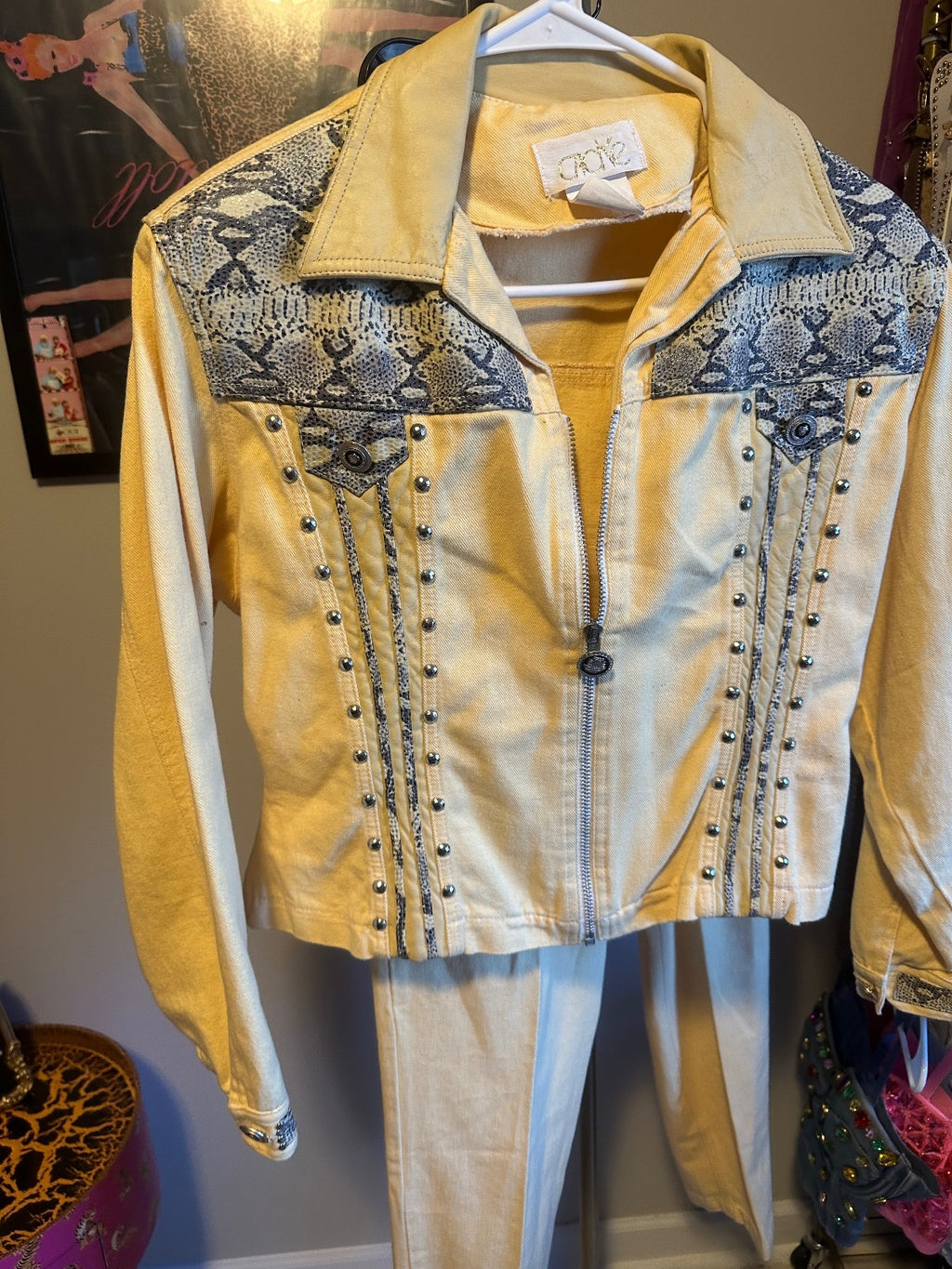 Vintage Cache Snakeskin-Trim Studded Pant Set